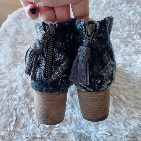 TOMS casual southwestern style ankle booties boots womens size 7 western - Picture 6 of 9